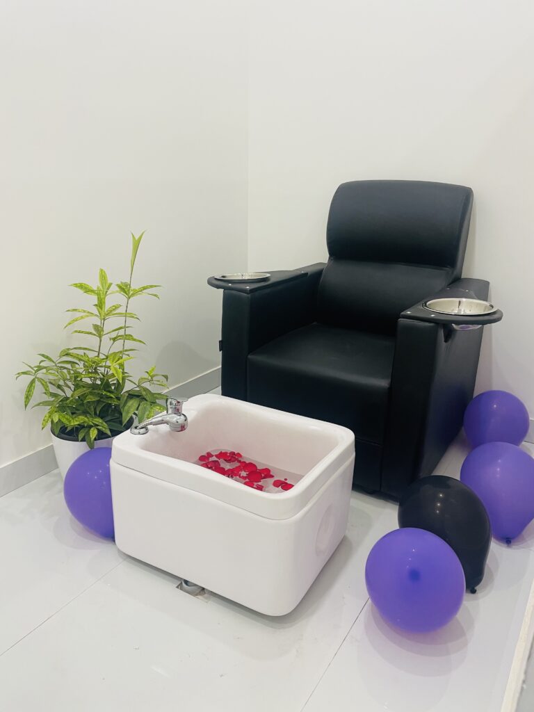 pedicure and manicure services at kottakkal